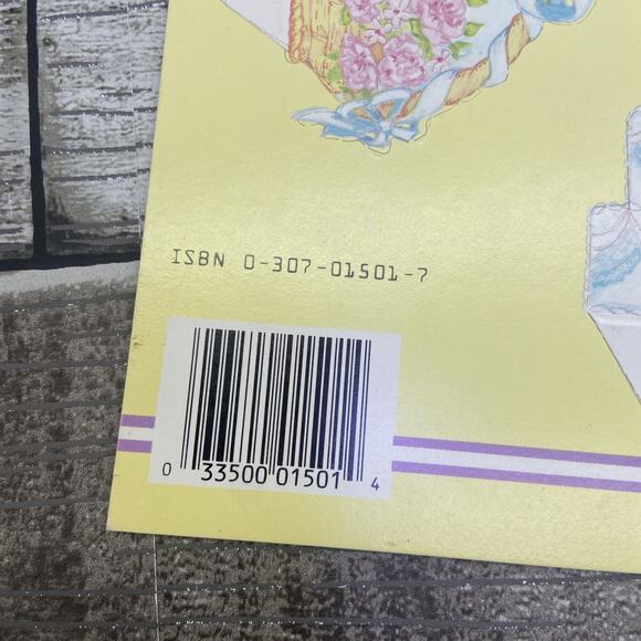 Bride & Groom Paper Dolls 1988 Golden Virginia Lucia Uncut Vintage #1501 {9} - Picture 10 of 10